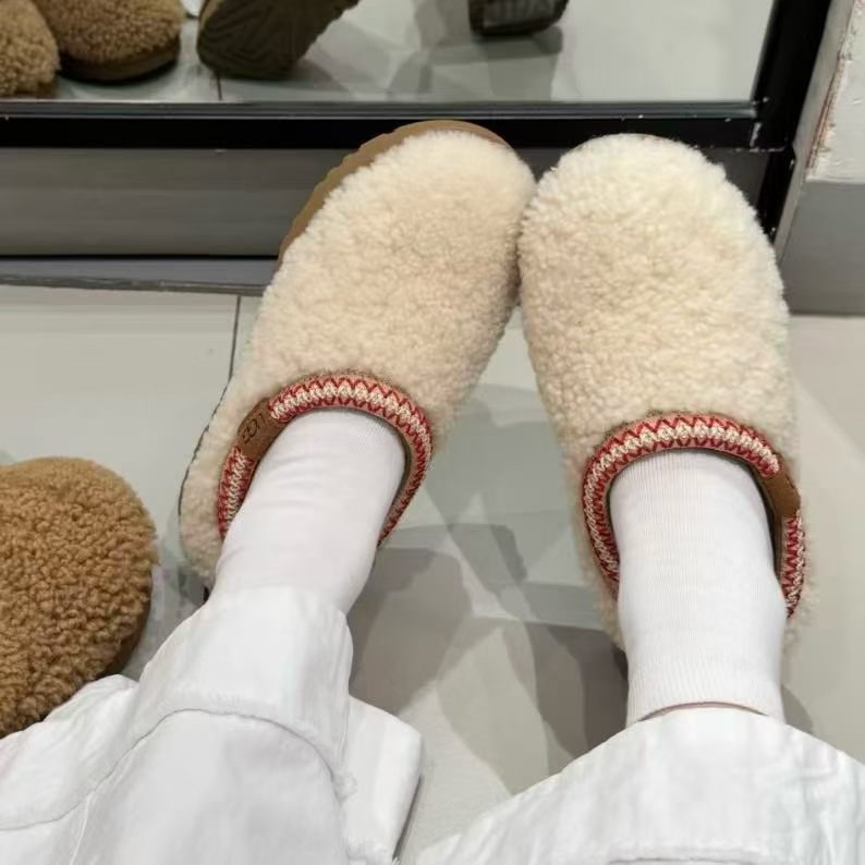 UGG加拿大站4折起 棕色一脚蹬与卷毛Tasman折上折优惠