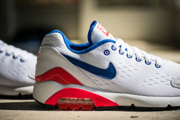 nike air max 180 em 鞋款发布