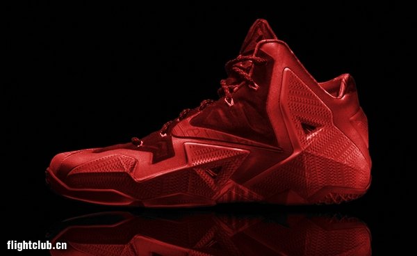 评选十双球迷们最希望见到的红色十月配色球鞋