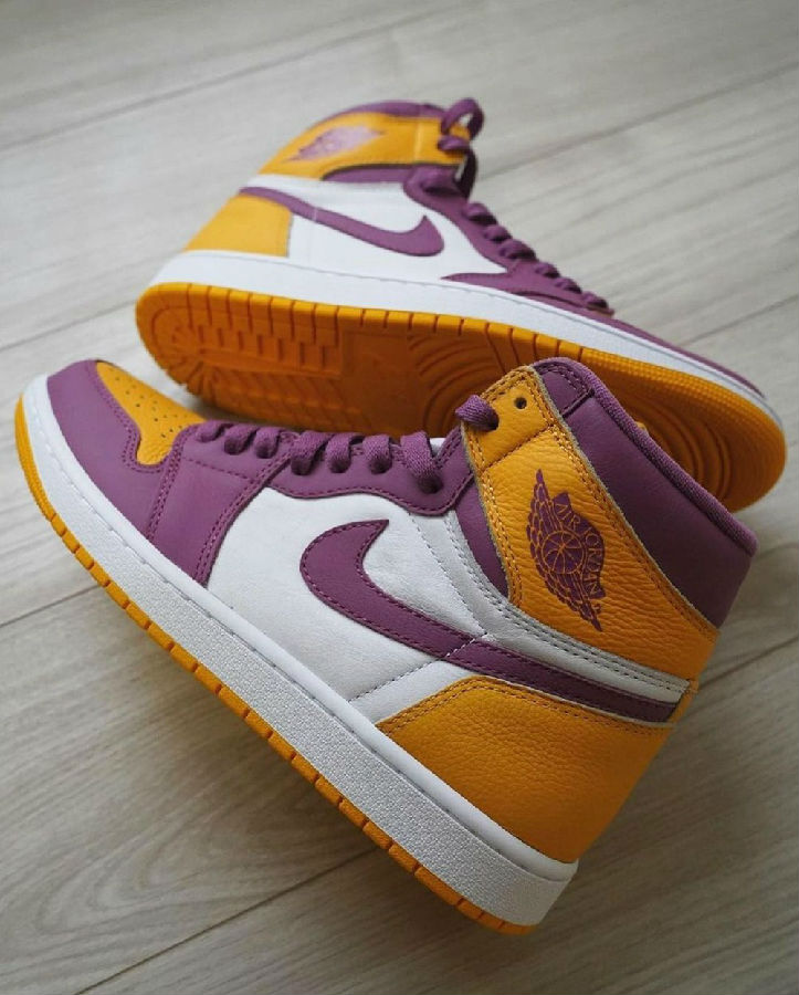 air jordan 1 high og omega psi phi