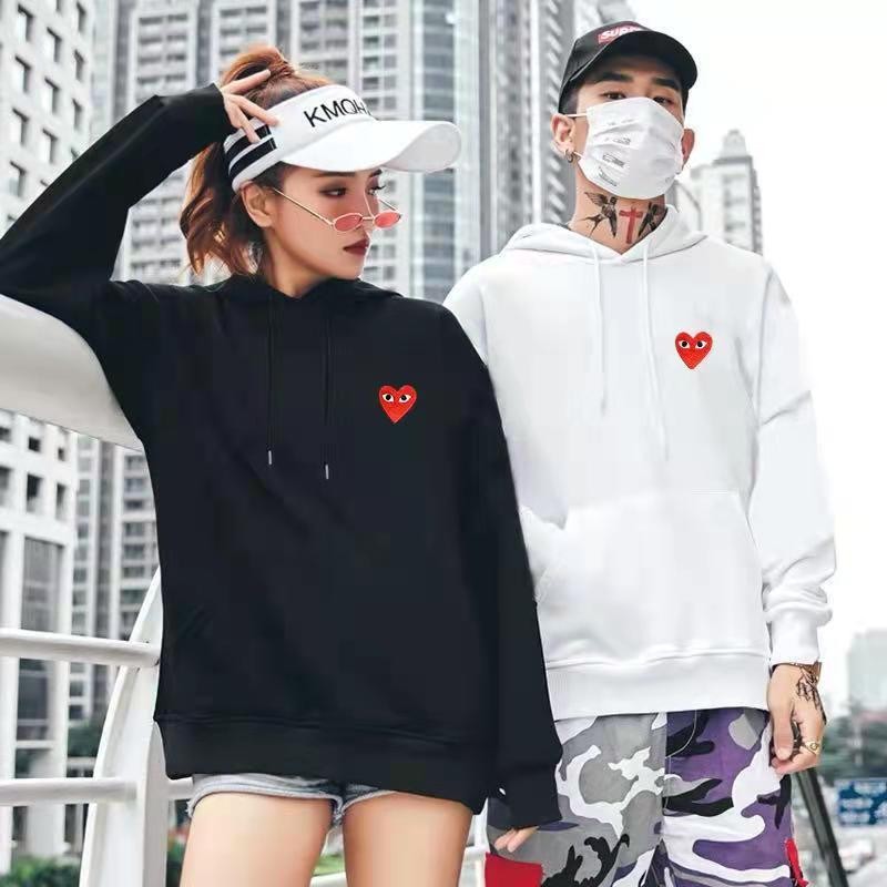  【送运费险】明星同款 红心  纯棉 男女 宽松圆领卫衣