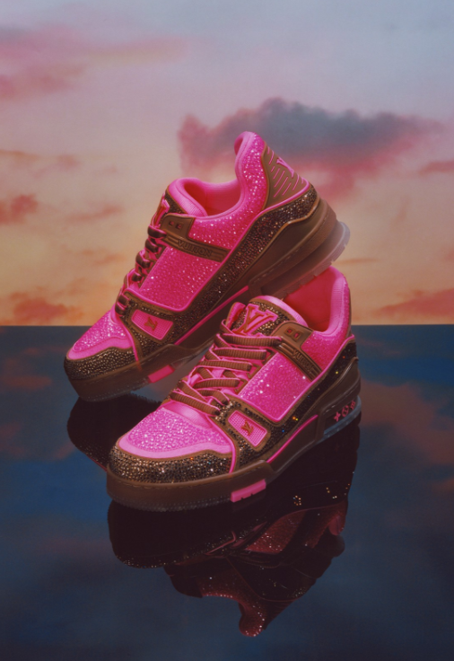 louis vuitton推出新款lv运动鞋和凉鞋