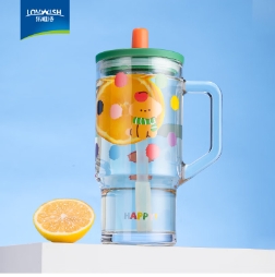 7.9元包邮！网红冰霸吸管杯