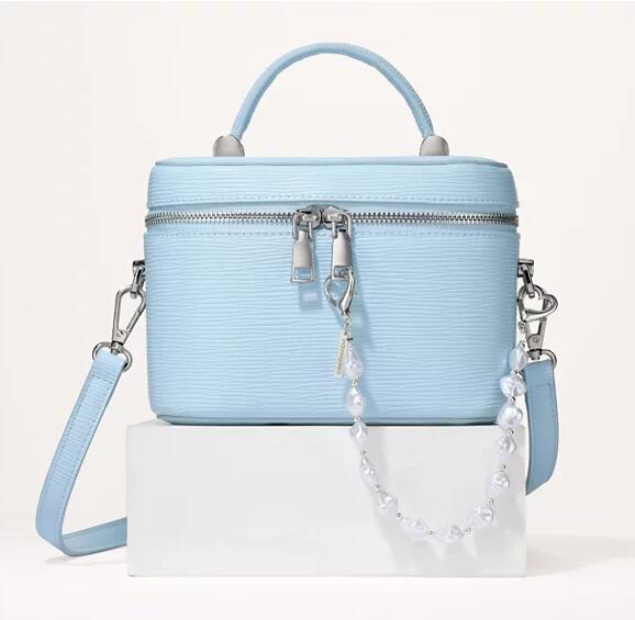 Bloomingdales 每满$250送$50或$75礼卡