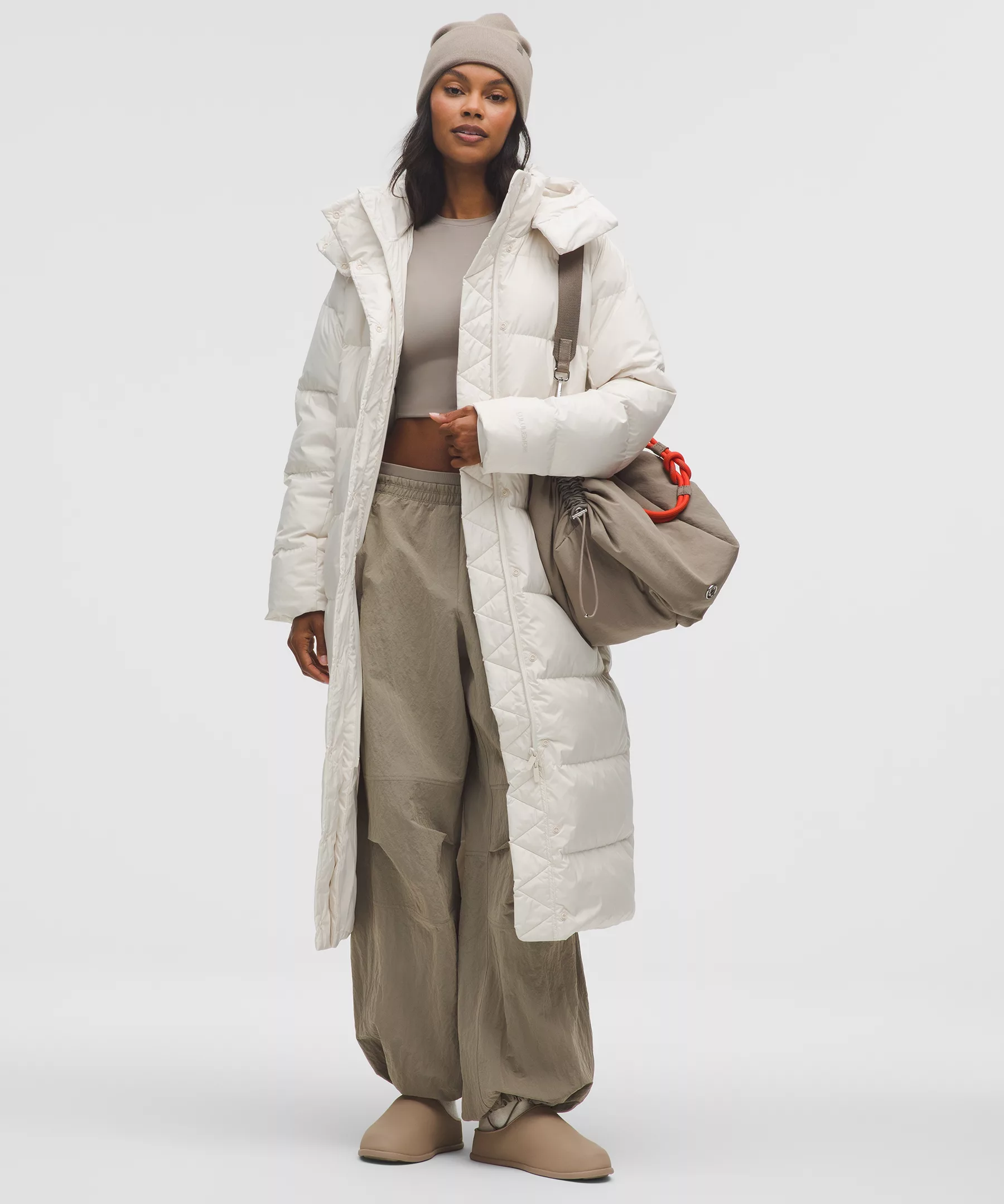 Lululemon Wunder Puff 600长款羽绒服