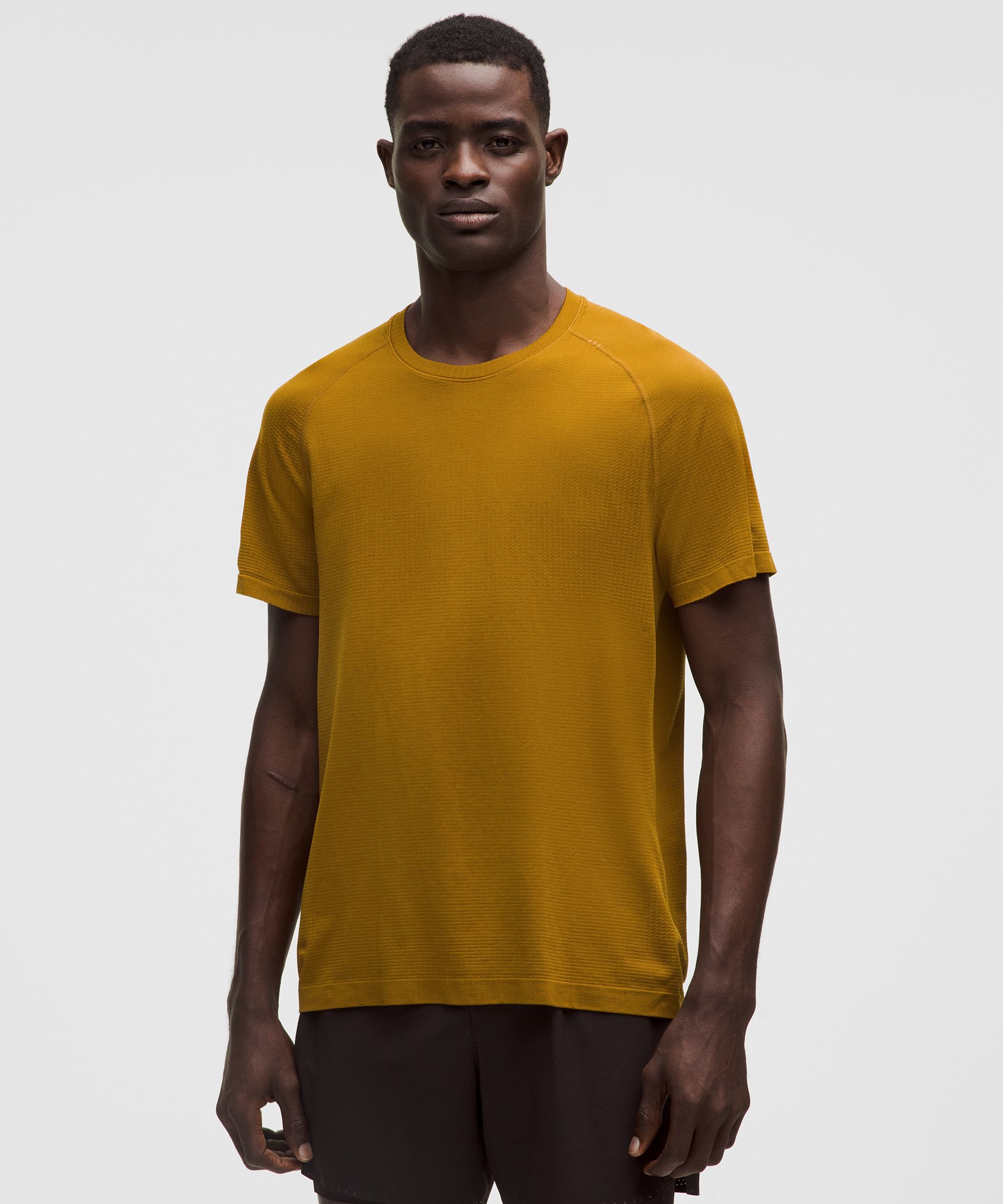 Lululemon Metal Vent Tech 男士T恤