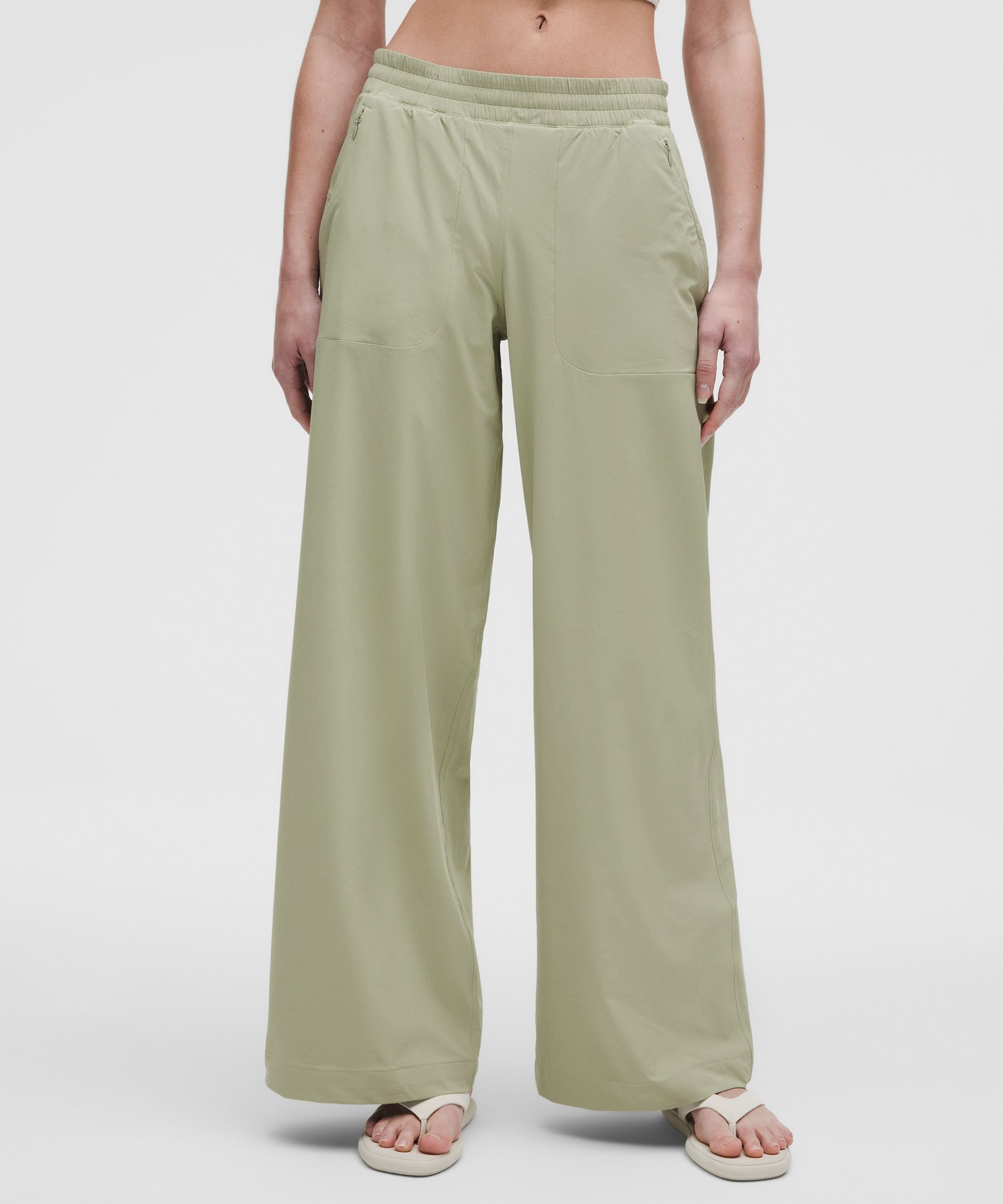 Lululemon Swift Mid-Rise 女裤