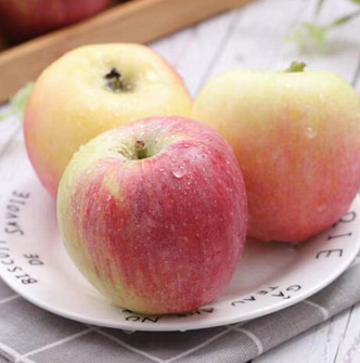 4.9元包邮！苹果5斤