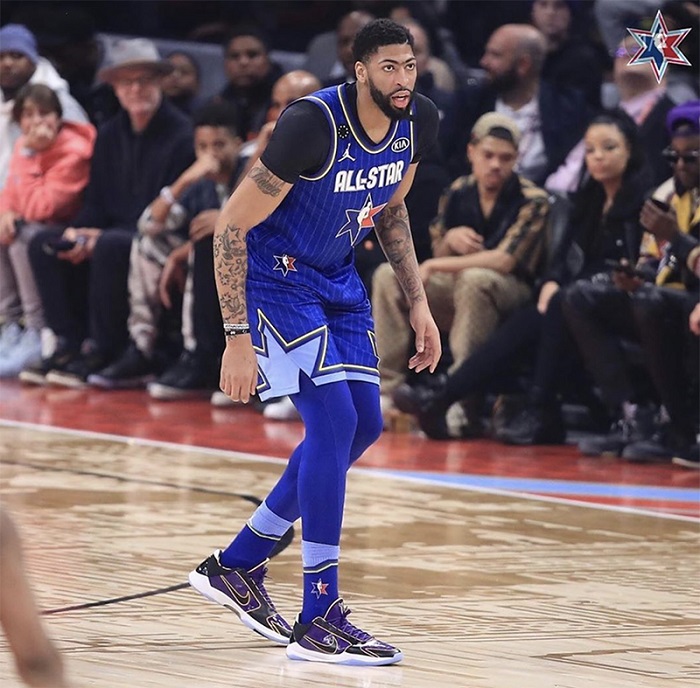 浓眉哥全明星上脚 kobe 5 湖人配色!