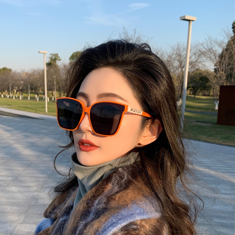 可签到！网红同款墨镜女新款太阳镜个性显瘦