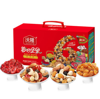 72.1元包邮！沃隆 每日坚果加油款750g+良品铺子鸭舌甜辣味58g（返20元猫超卡）