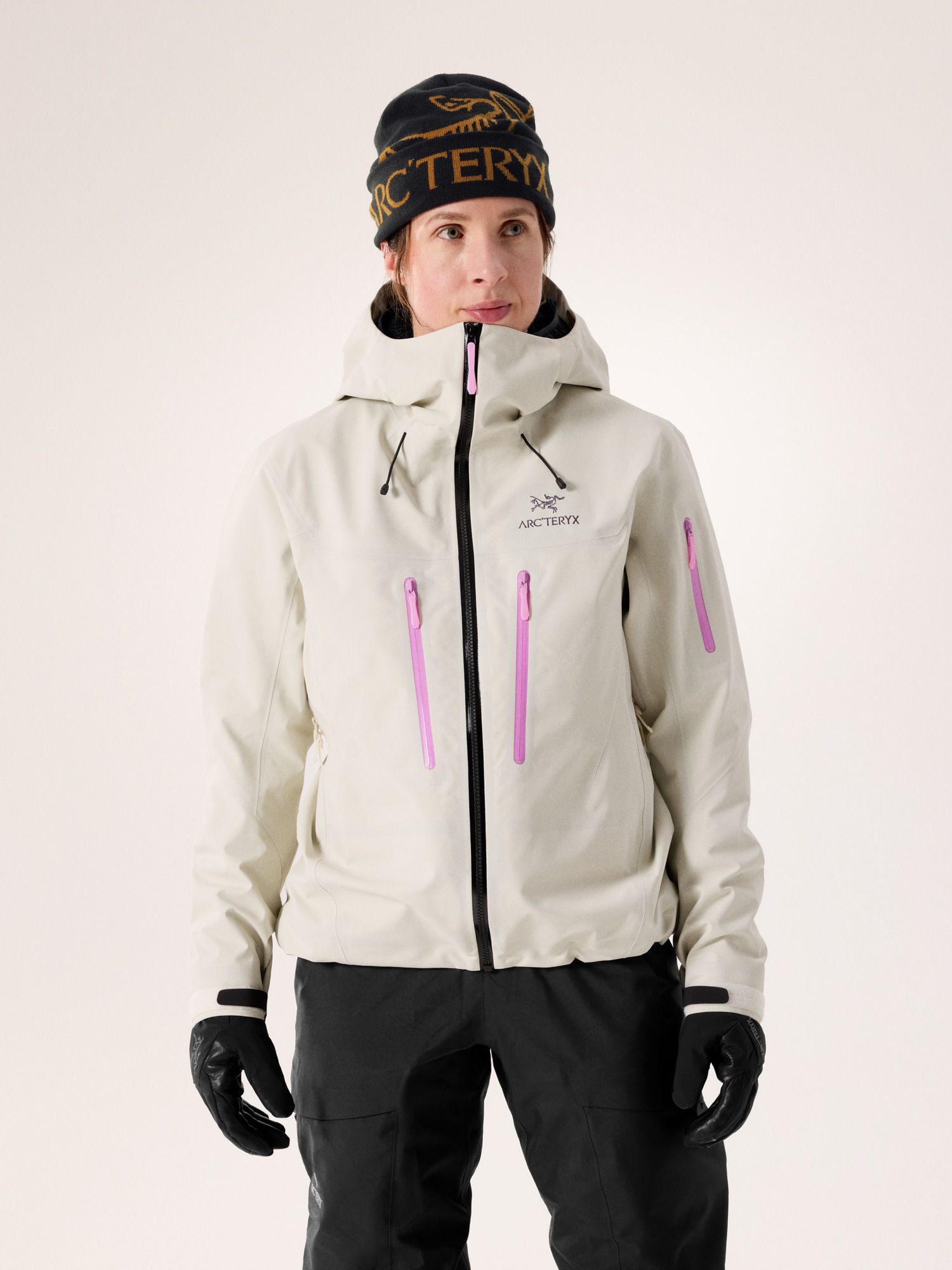 Arcteryx Alpha SV 始祖鸟女士夹克