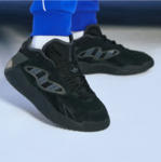 Adidas 经典篮球风运动鞋