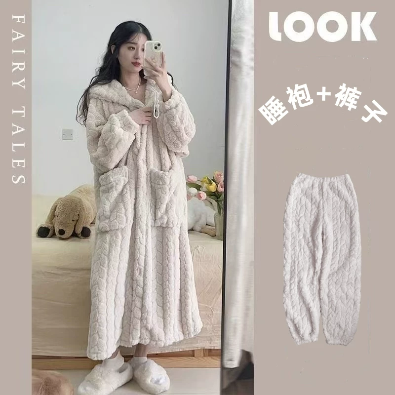 新亚瑞2026年新款睡衣女秋冬睡袍珊瑚绒可爱卡通腊肠狗加厚家居服