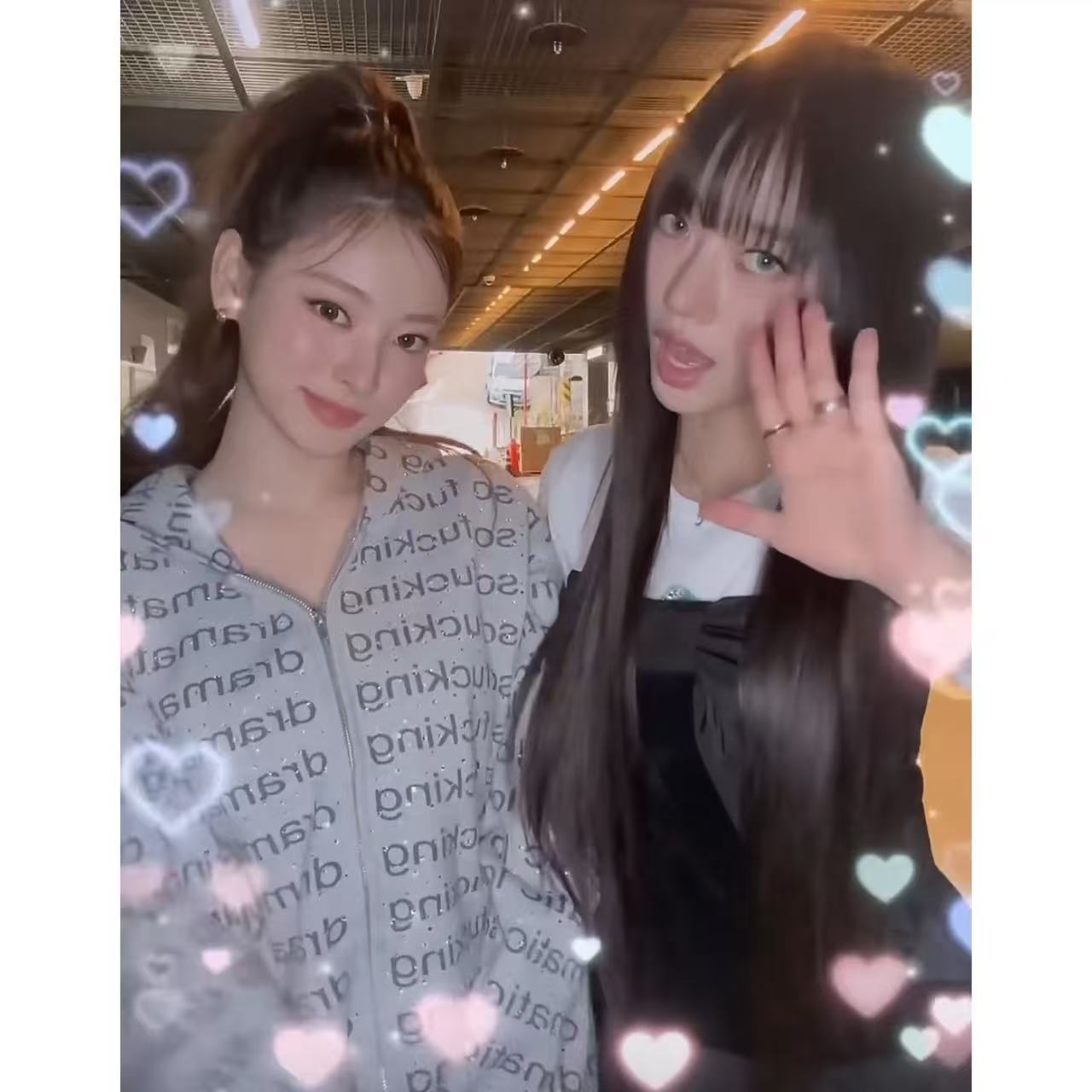 Somi同款I'm Sorry By Peter Collins灰色水钻连帽卫衣35折特惠