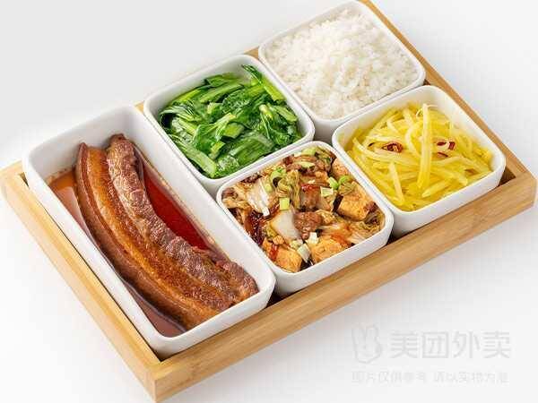 超意兴把子肉饭券：17.90元享炖白菜豆腐+2素菜