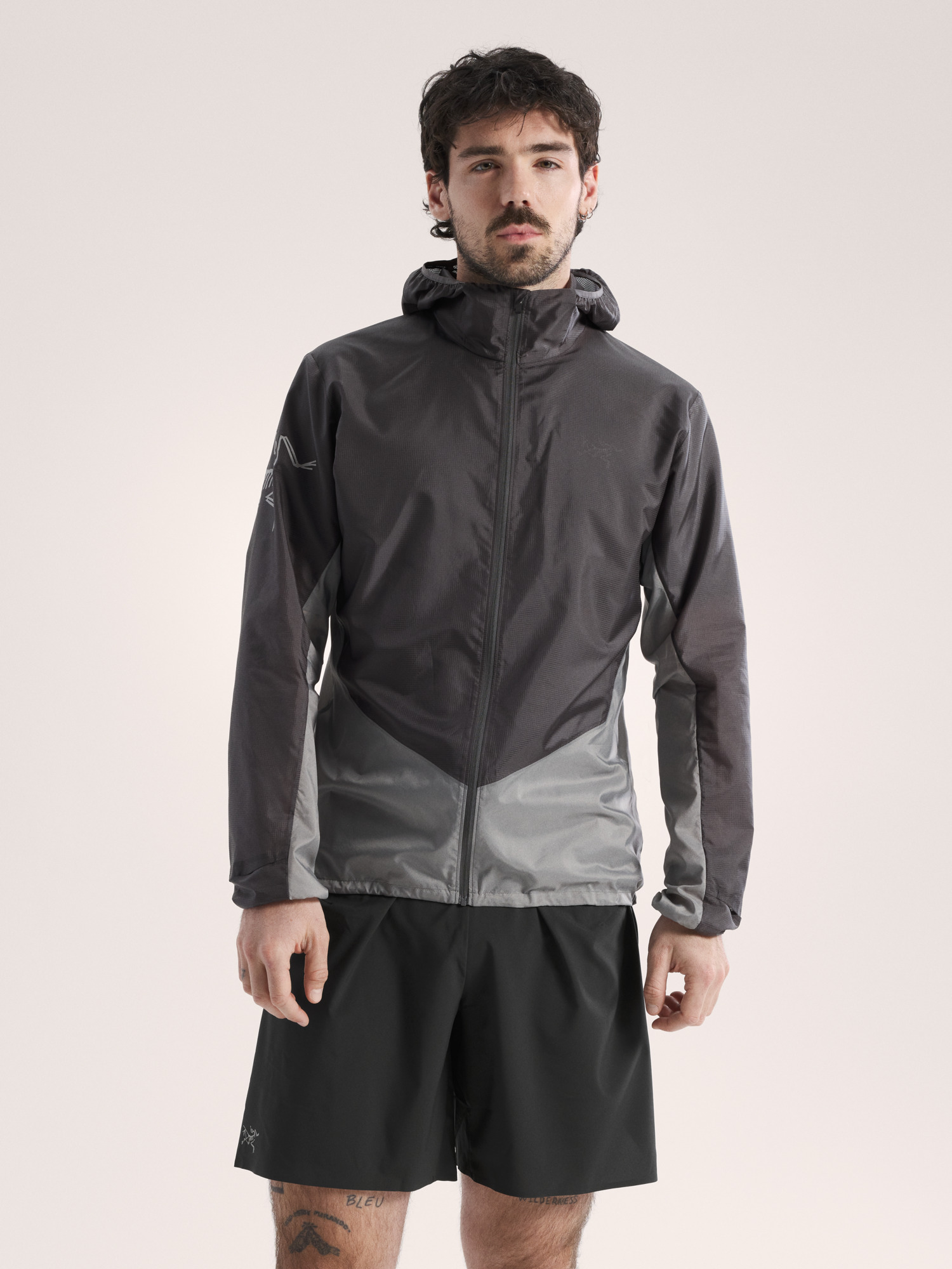 Arcteryx Norvan Windshell 男士连帽