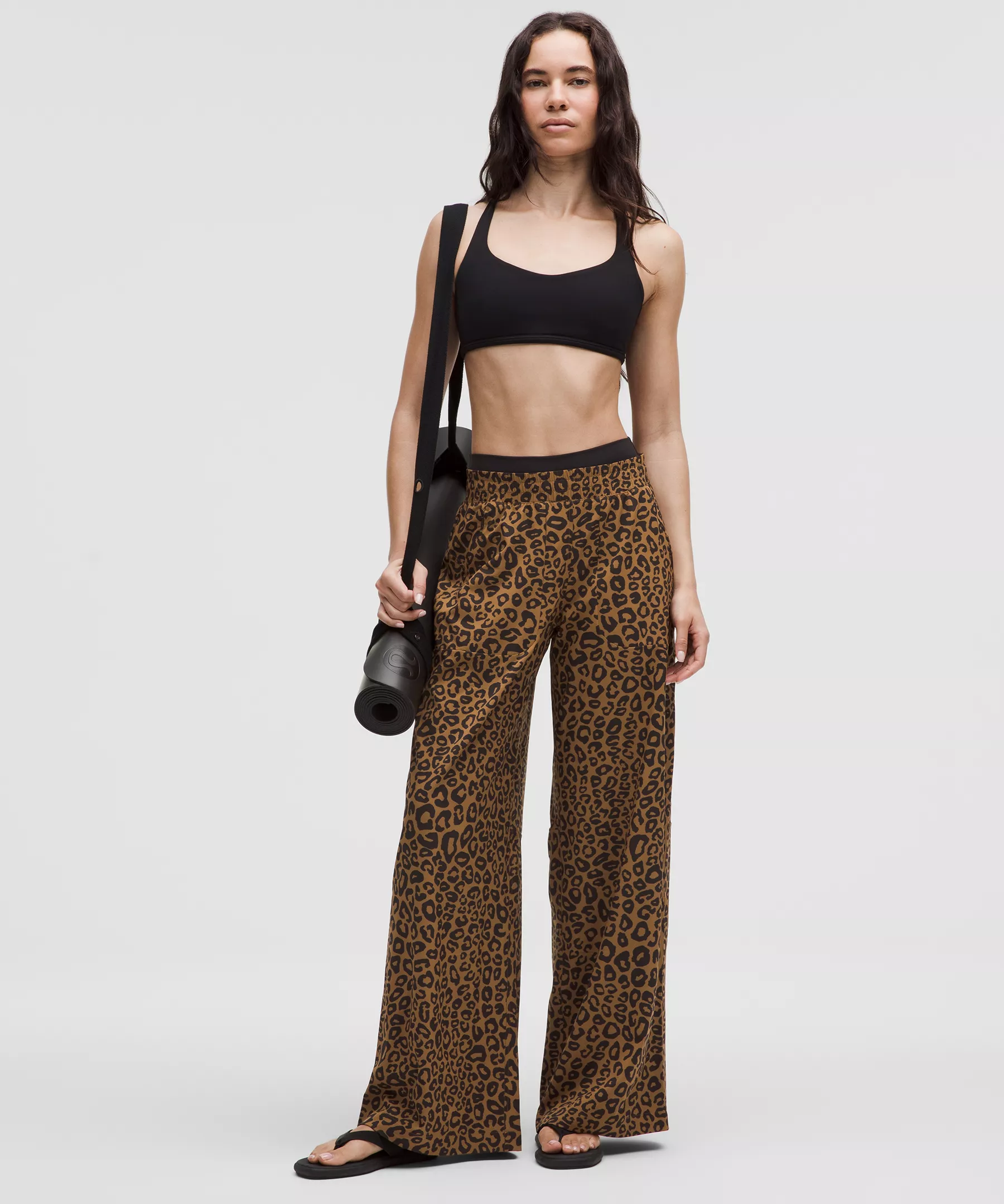 Lululemon Swift Mid-Rise Wide-Leg Pant