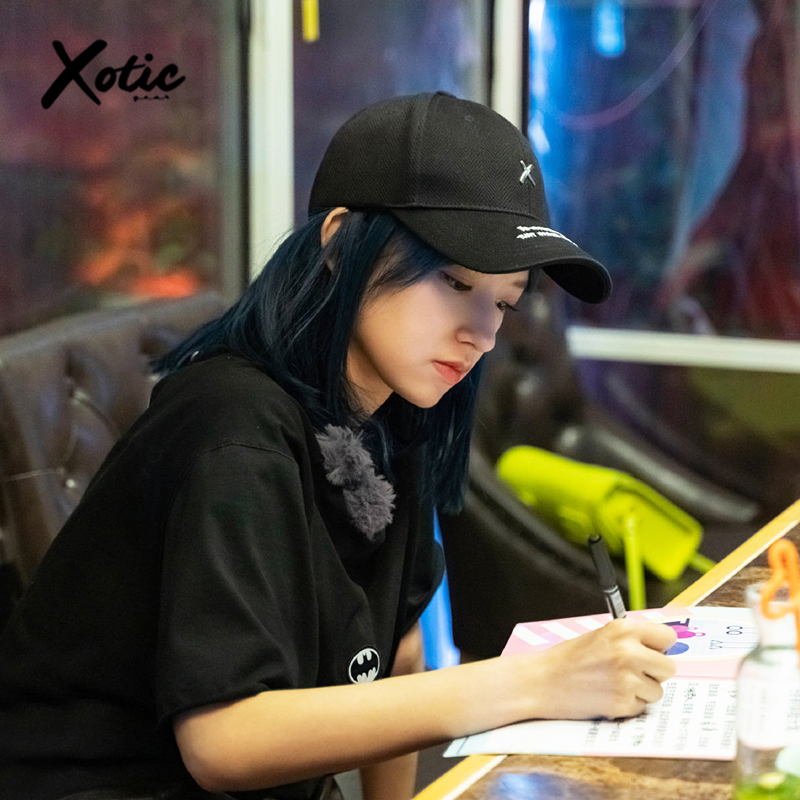 【杨紫同款】Xotic秋冬保暖刺绣鸭舌帽